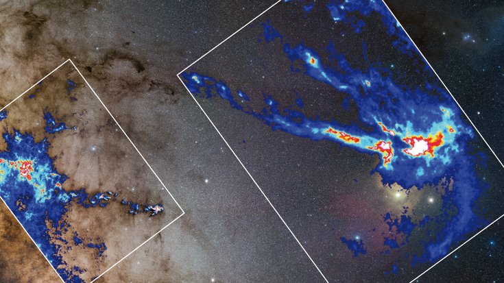 Vor dem Hintergrund des sternreichen Milchstraßensystems sind zwei Molekülwolken farbig und durch Kästen hervorgehoben.
