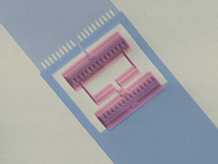 Eine Nahhaufnahme eines Schaltkreises, der auf einem Mikrochip aufgebracht ist.