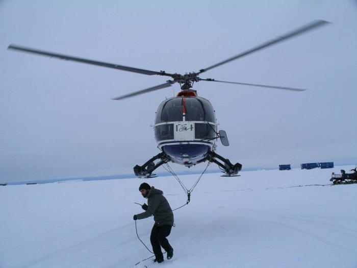 Helikopter an der Nemayer-Station (Archivbild aus dem Jahr 2004)