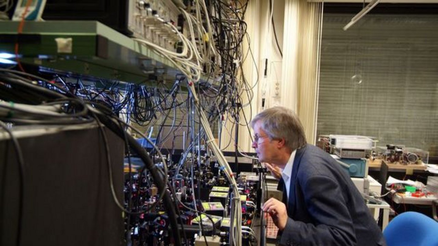 Physik-Nobelpreis 2005 für Quantenoptiker - Welt der Physik image