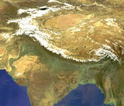 Indien taucht unter Eurasien ab