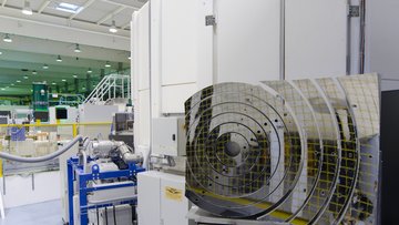 Das Foto zeigt das Neutronenrückstreuspektrometer INB16 am Institut Laue-Langevin in Grenoble