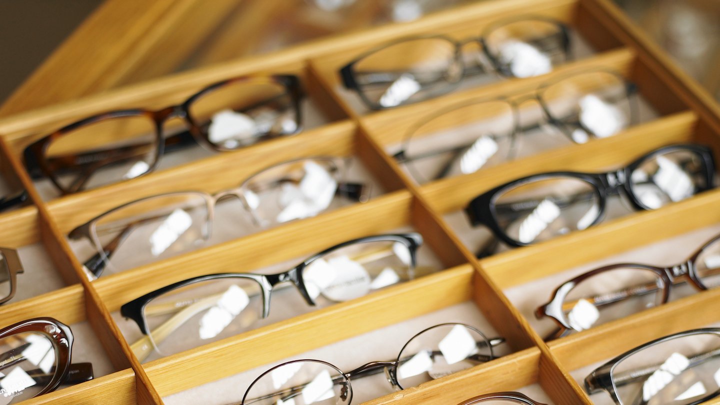 unterschied entspiegelte brillengläser