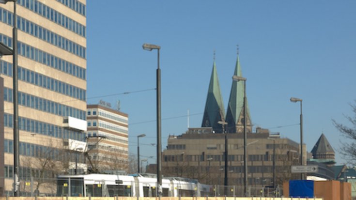 kein Eis unter Brücke