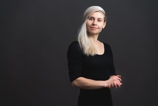 Porträt der Physikerin Lotte Mertens