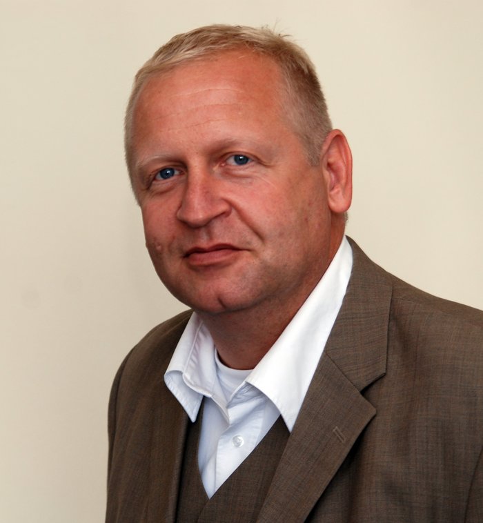 Thomas Hellweg Portraitbild des Forschers Thomas Hellweg