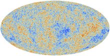 Darstellung der Temperaturschwankungen der kosmischen Hintergrundstrahlung. Blaue Punkte zeigen etwas kältere, rote Punkte etwas wärmere Gebiete an.