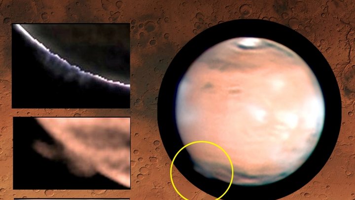 Ausgedehnte Struktur über dem Rand des Planeten Mars