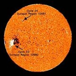 Erster Sonnenfleck des 24. Zyklus