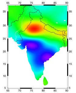 Die Karte des indischen Subkontinents ist von farkodierten Bereichen überlagert. In Nordindien zeigt eine tiefrot gefärbte Ellipse starke Wasserverluste, der Süden des Landes bis auf die Südspitze ist blau für eine Erhöhung des Grundwasserspiegels eingefärbt.