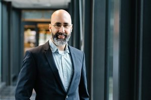 Porträt des Wissenschaftlers Christopher Ryba