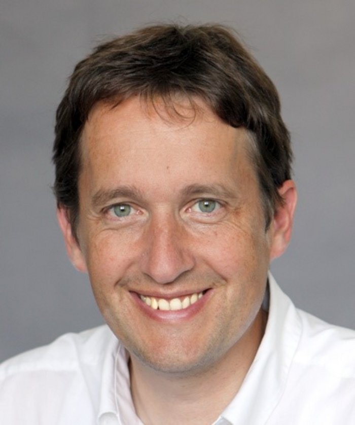 Tim Salditt Porträt des Wissenschaftlers Tim Salditt