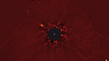 Optisch bearbeitete Teleskopaufnahme von Stern und Planet