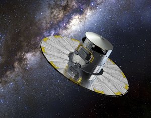 Ein runder Satellit vor der Milchstraße