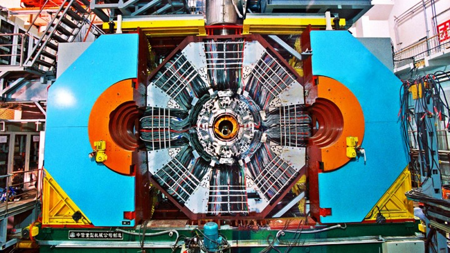 Welt der Physik Das Innere von Neutronen