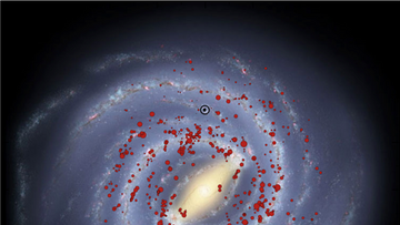 Zeichnung einer Spiralgalaxie mit vier Spiralarmen von oben, darin eingebettet viele Punkte, die sich in den Spiralarmen konzentrieren.