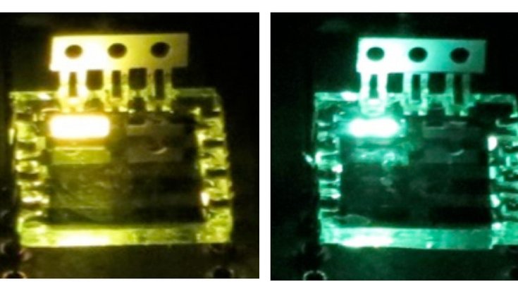 Zwei Abbildungen des Prototypds der neuen Dioden, links leuchtet gelb, recht leuchtet grün