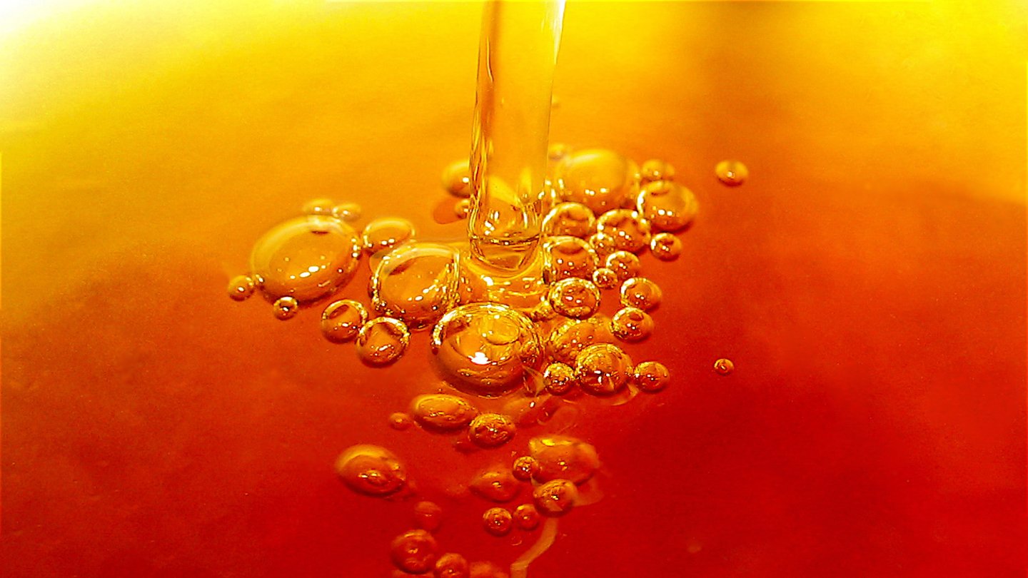 Welt der Physik: Luftbläschen treiben Mikromotoren an