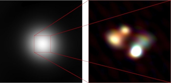 Radiobilder eines Quasars Die Bilder zeigen den Quasars 3C 196 bei Wellenlängen von vier bis zehn Metern – also im Radiobereich. Stammen die Daten aussschließlich von den niederländischen LOFAR-Stationen, reicht die Auflösung für die Identifikation von Substrukturen nicht aus. Zu sehen ist nur ein verschwommener, heller Punkt. Tragen auch die deutschen LOFAR-Stationen bei, ist die Auflösung des Bildes rund zehnmal höher und zeigt zum ersten Mal eine Reihe von Details in diesem Wellenlängenbereich. Wie im vergrößerten Ausschnitt des zentralen Bildbereichs auf der rechten Seite dargestellt.