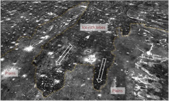 Kanäle auf Marsoberfläche Großaufnahme eines Satellitenbilds des Mars, das Kanäle auf der Oberfläche des Planeten zeigt, die auf Abflüsse von Eis und Wassermassen nach dem Tsunami hinweisen.
